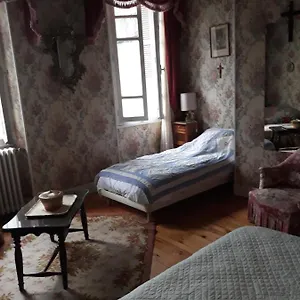 https://chez-virginie.midi-pyreneeshotels.com